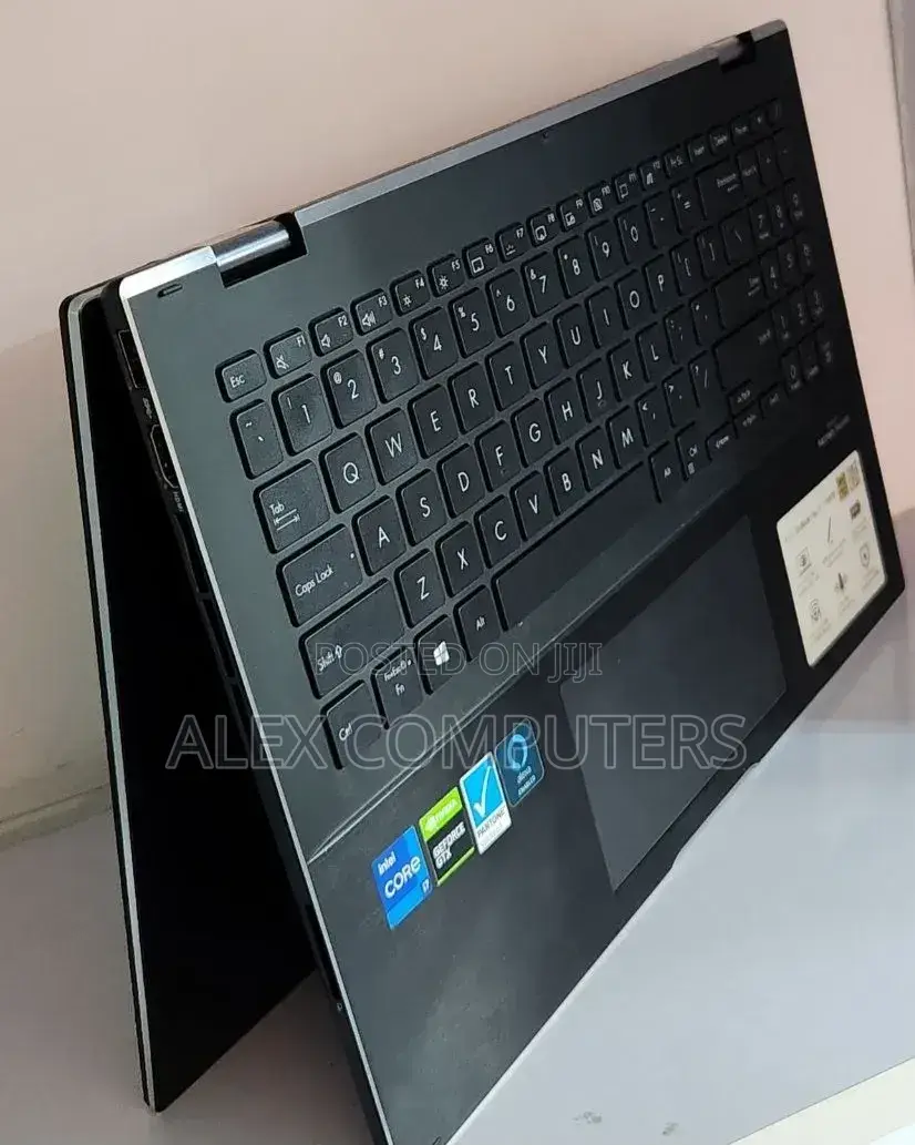 New Laptop Asus Zenbook 14 UX434 16GB Intel Core i7 SSD 512GB