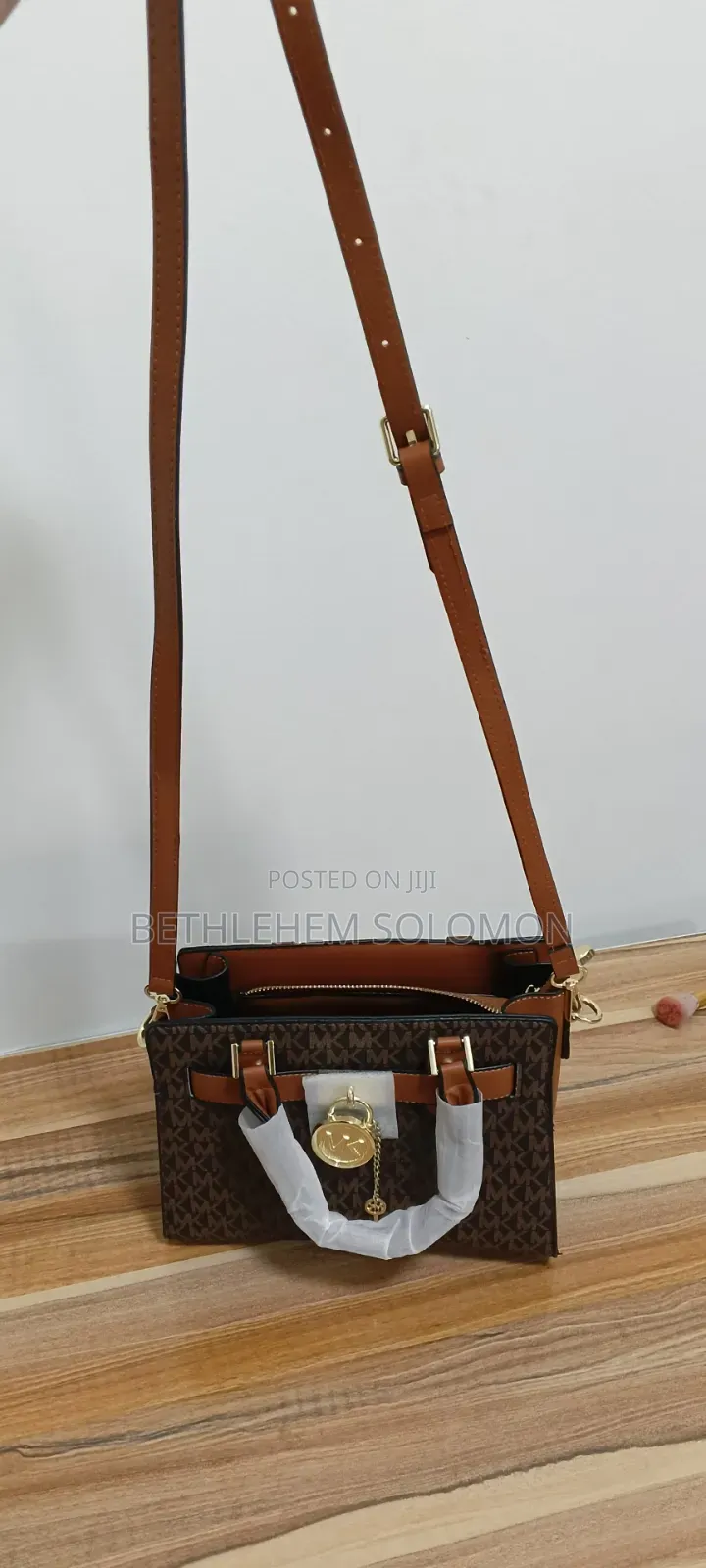 Shoulder Bags