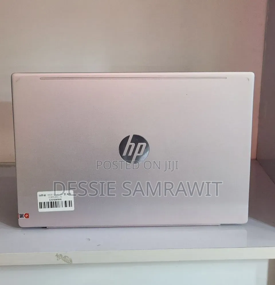 New Laptop HP Pavilion 15 8GB Intel Core i5 SSD 256GB