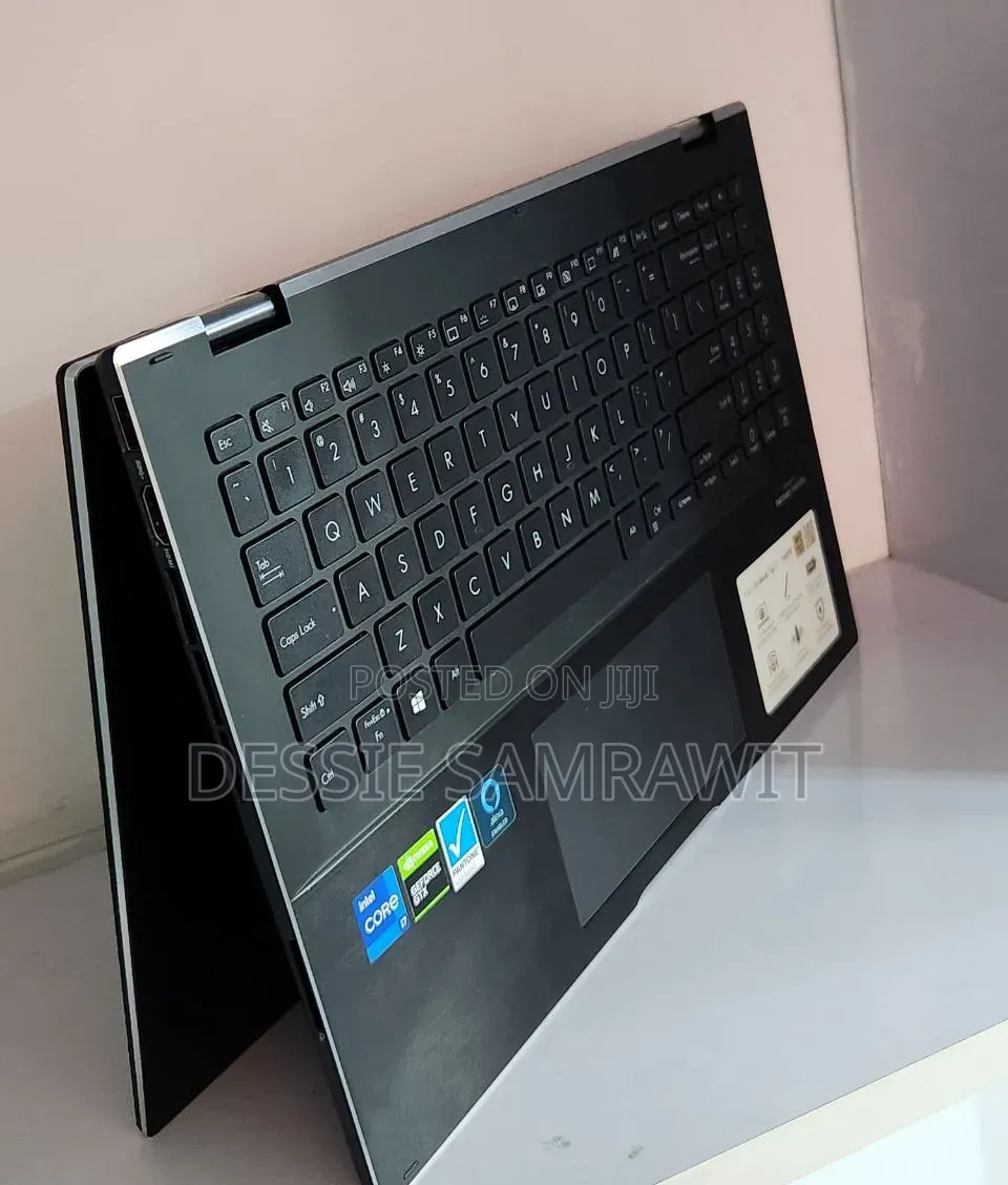 New Laptop Asus ZenBook Flip UX360UA 16GB Intel Core i7 SSD 512GB