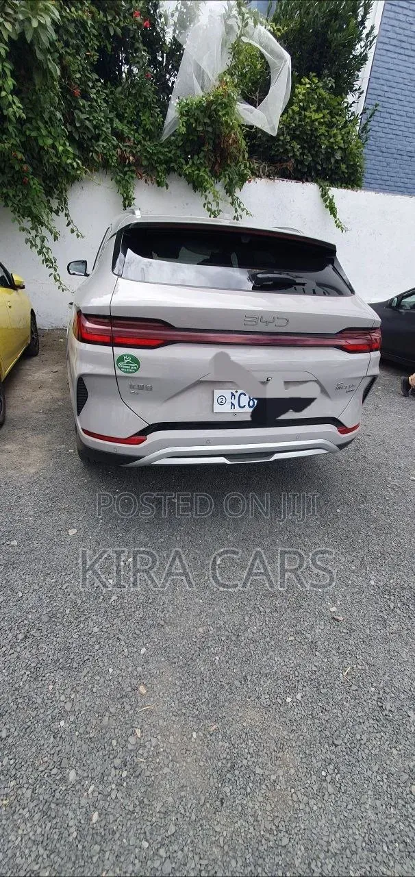 BYD Song Plus 2025 Off white