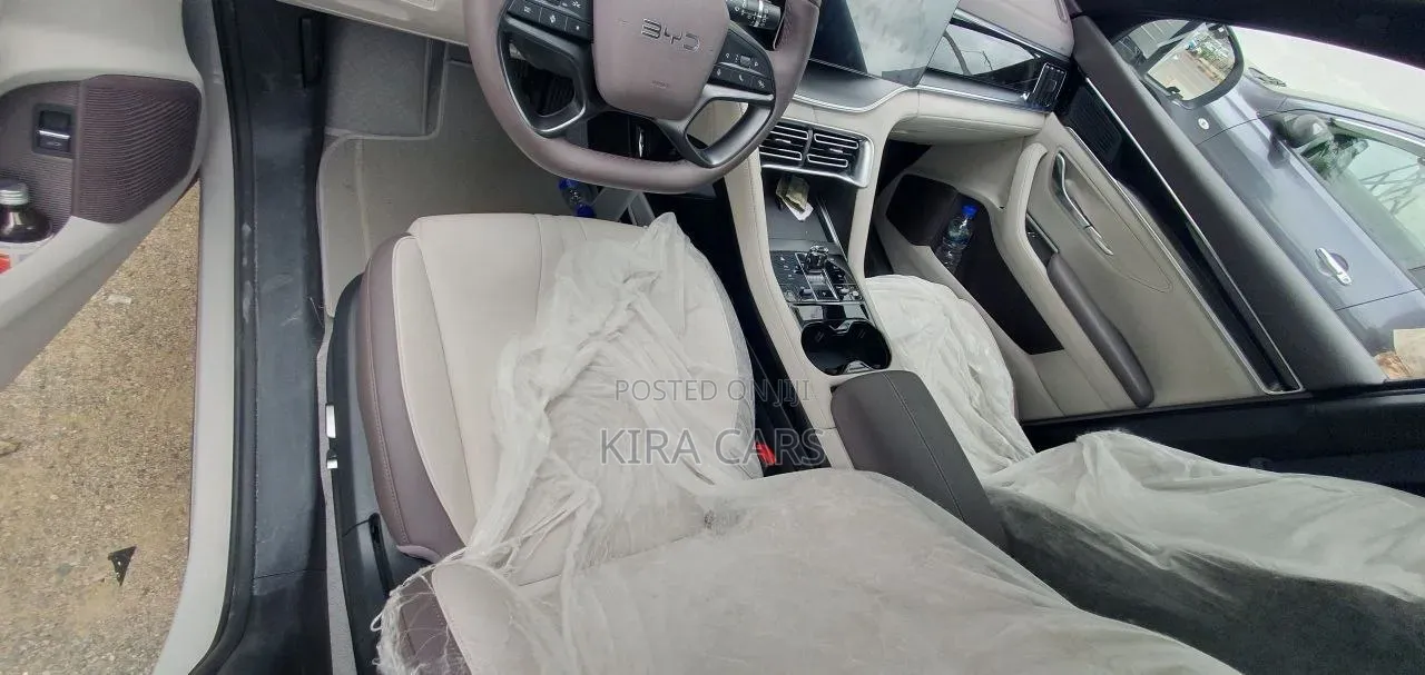 BYD Song Plus 2025 Off white