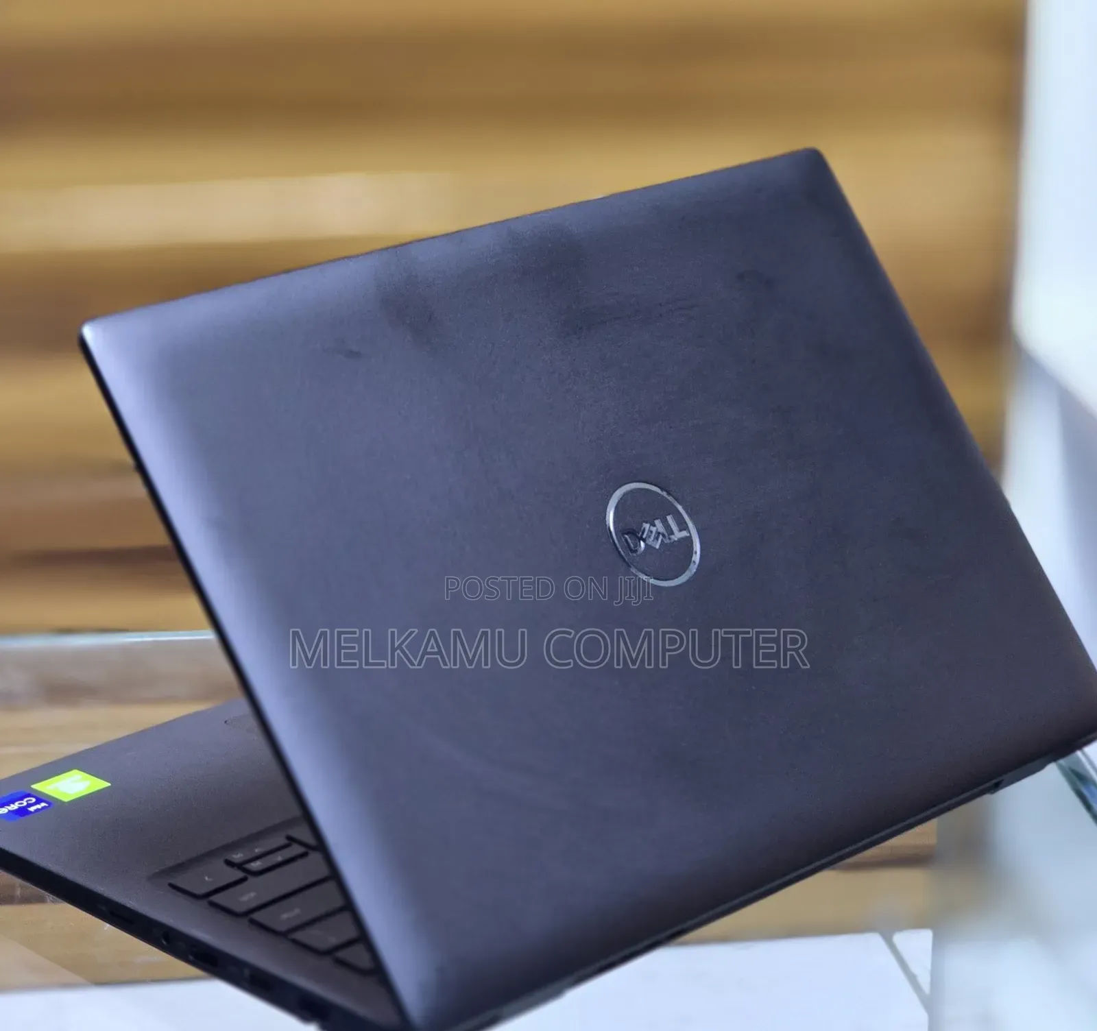 New Laptop Dell Latitude 3120 8GB Intel Core i7 SSD 256GB