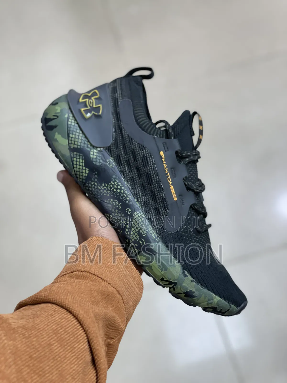 Under Armour Hovr Phantom 3 Se: Black Green Camo