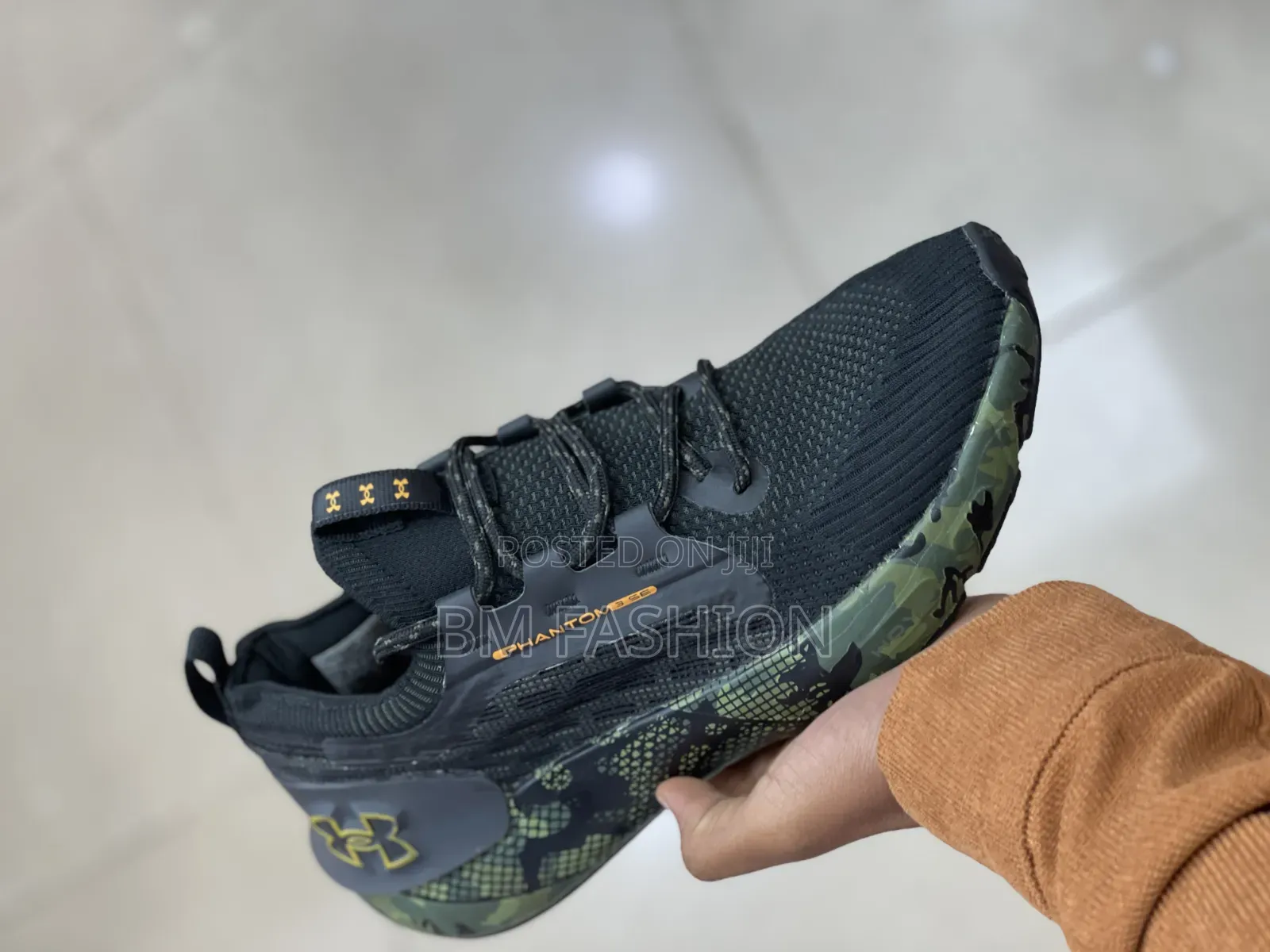 Under Armour Hovr Phantom 3 Se: Black Green Camo