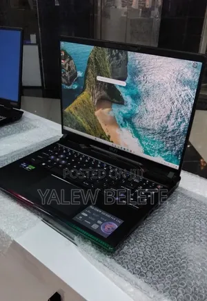 New Laptop MSI Raider GE68HX 13VI-202US 32GB Intel Core i9 SSD 1T