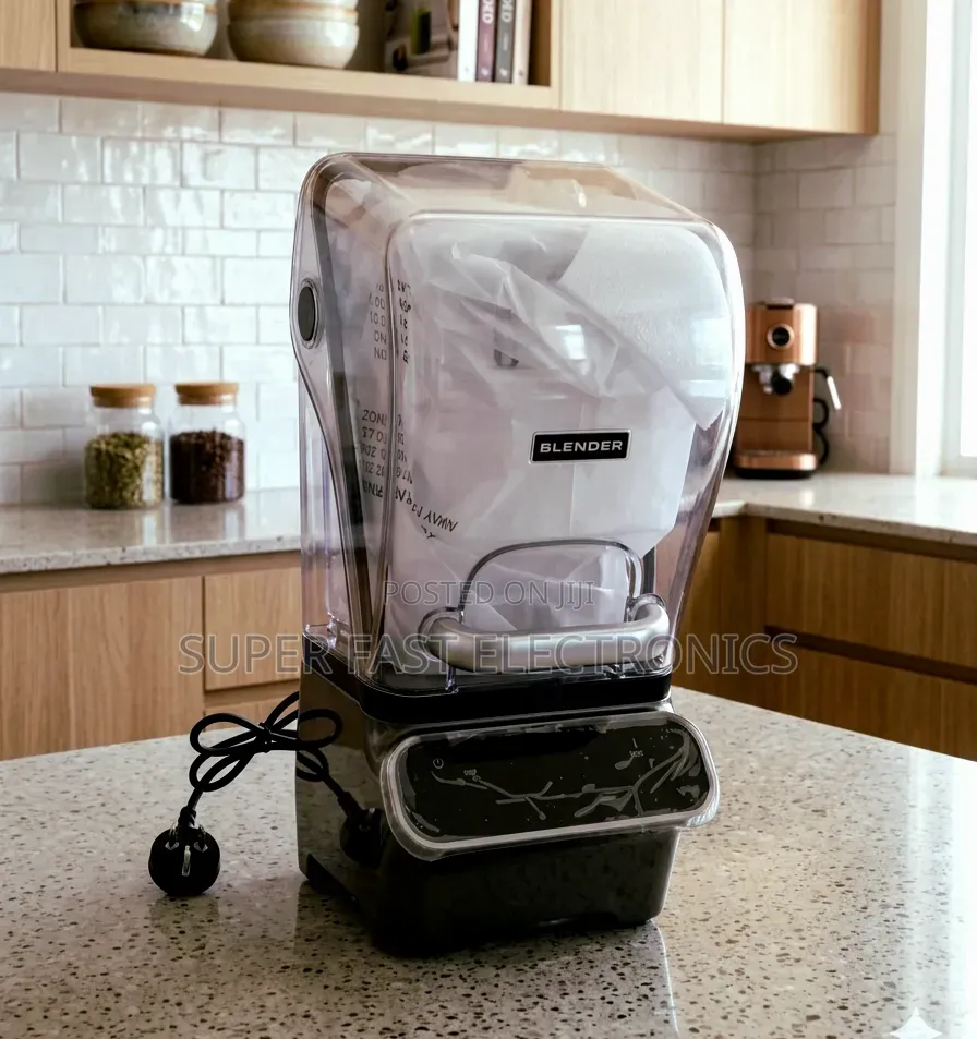 Countertop Blender With Sound Enclosure Shield