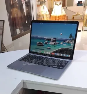 New Laptop Apple MacBook Air 2020 M1 8GB Apple M1 SSD 256GB
