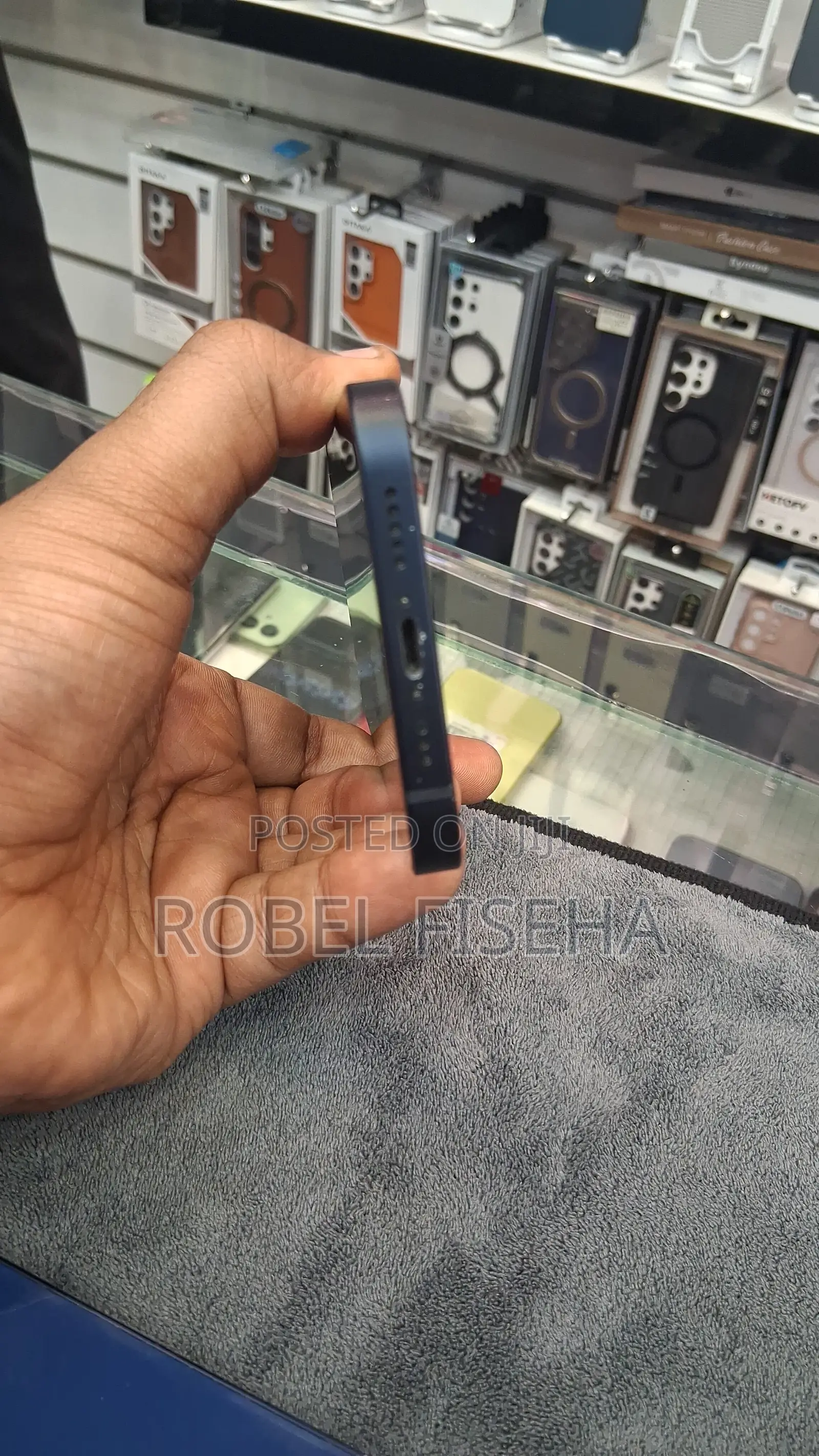 New Apple iPhone 12 128 GB Blue
