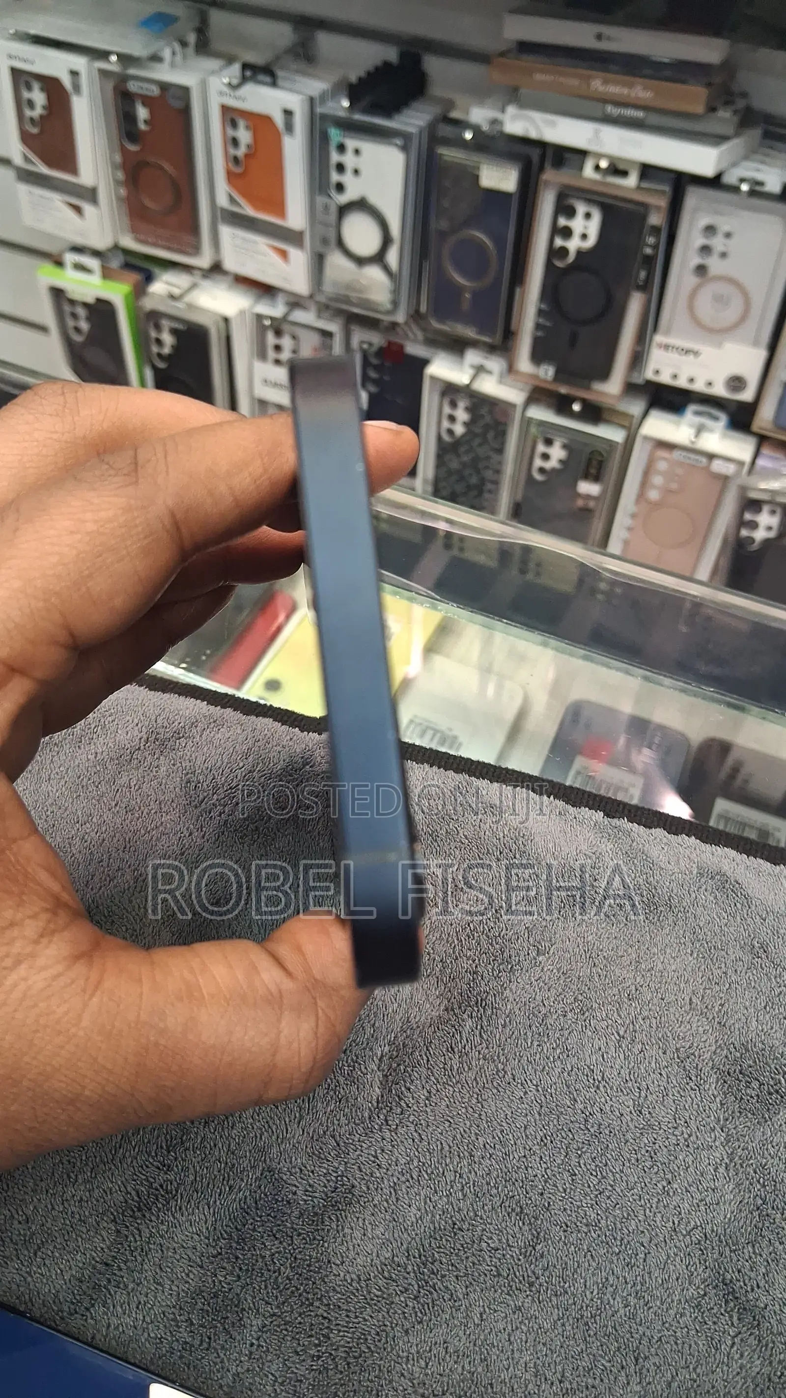 New Apple iPhone 12 128 GB Blue