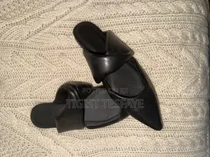 Black Flats