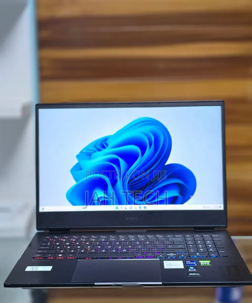 New Laptop HP Omen 16 16GB Intel Core i7 SSD 1T