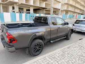 Toyota Hilux 2021 Gray