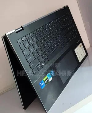 New Laptop Asus ZenBook UX510UW 16GB Intel Core i7 SSD 512GB