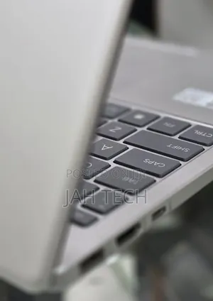 New Laptop HP Stream Notebook 16GB Intel Core i7 SSD 1T