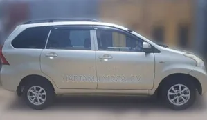 Toyota Avanza 2016 Yellow