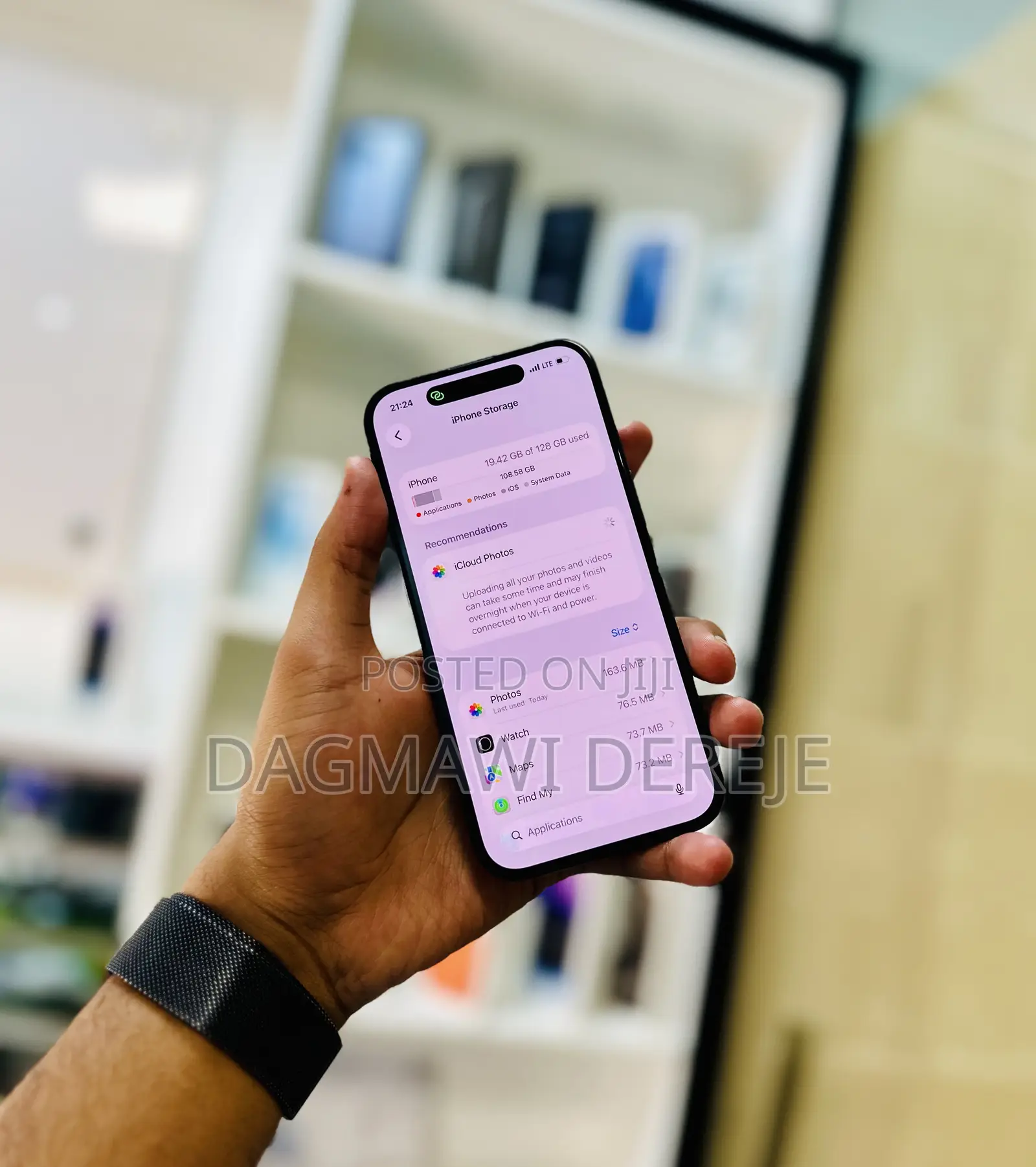 New Apple iPhone 15 128 GB Black