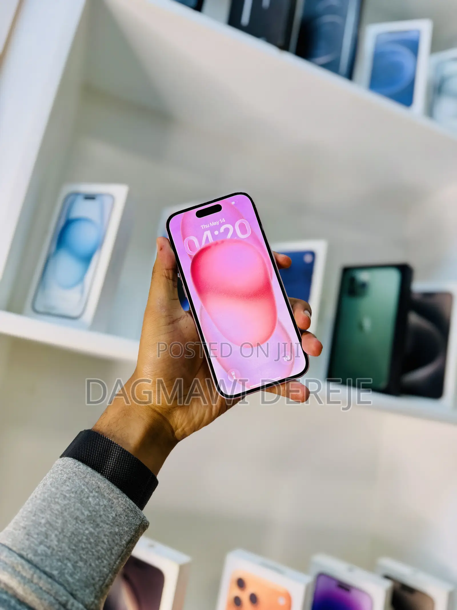 New Apple iPhone 15 128 GB Pink