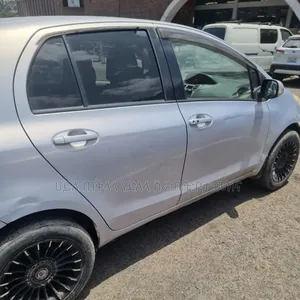 Toyota Yaris 2008 Blue