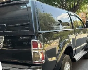 Toyota Hilux 2014 Maroon