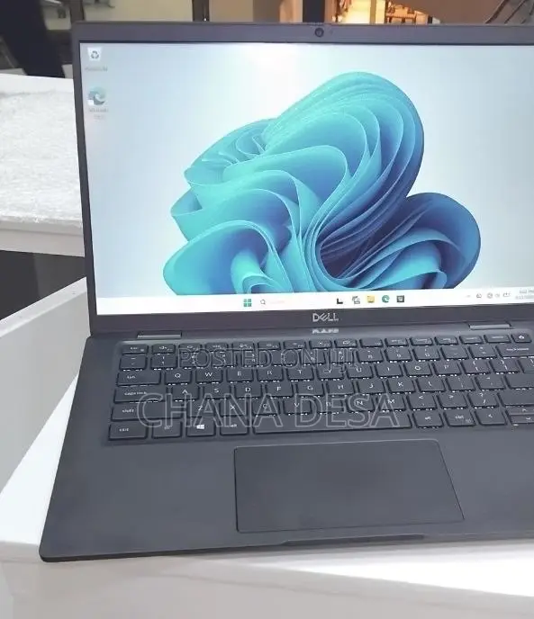 New Laptop Dell 16GB Intel Core i7 SSD 512GB