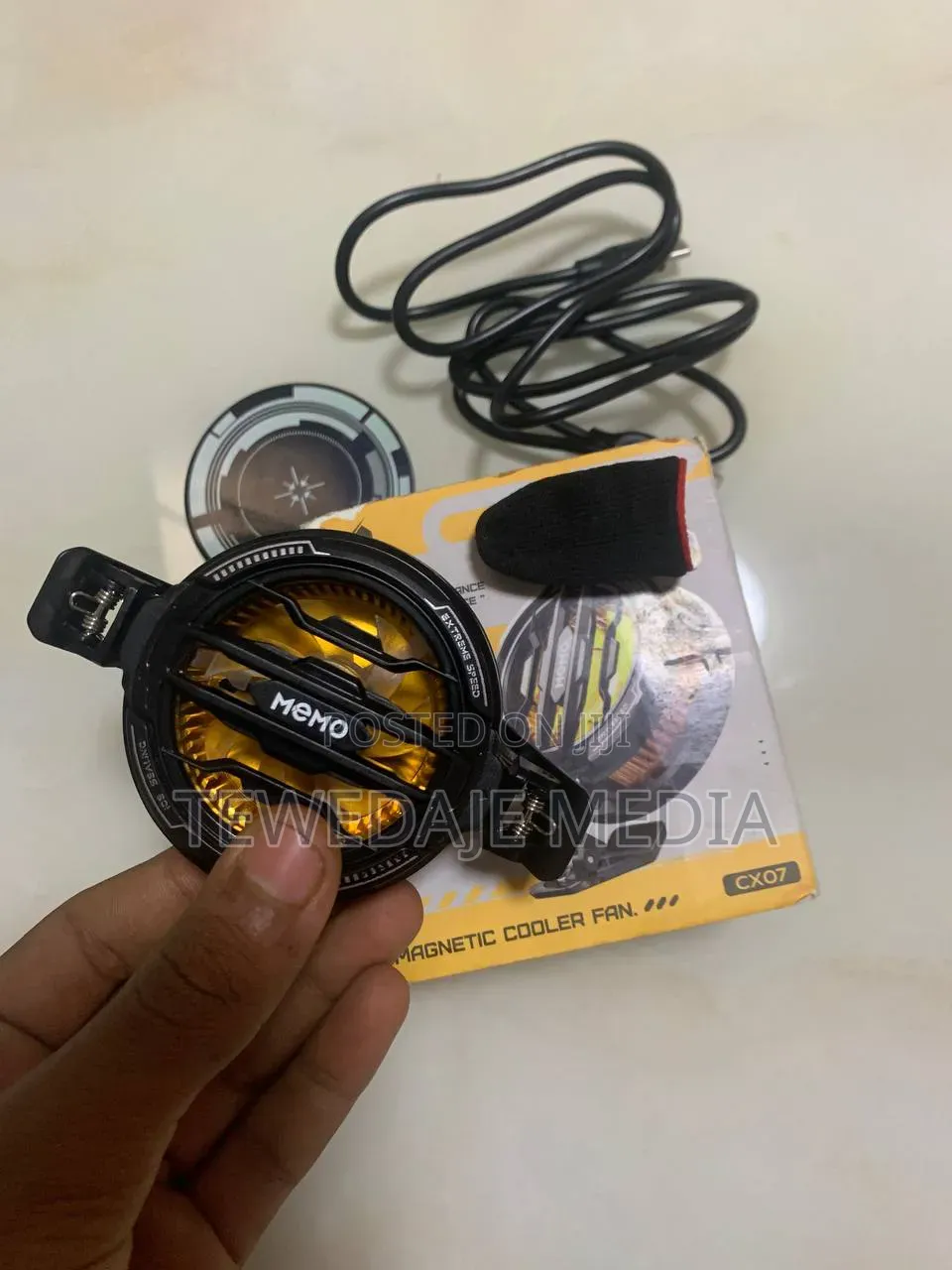 Memo Cxo7 Cooling Fan With Finger Sleves