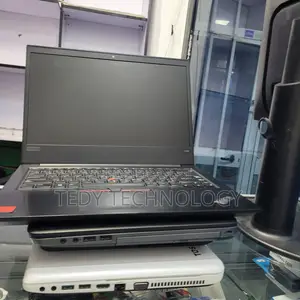 Laptop Lenovo ThinkPad E495 8GB Intel Core i7 SSD 256GB