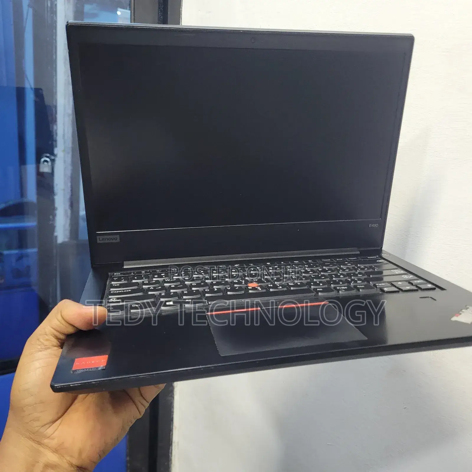 Laptop Lenovo ThinkPad E495 8GB Intel Core i7 SSD 256GB