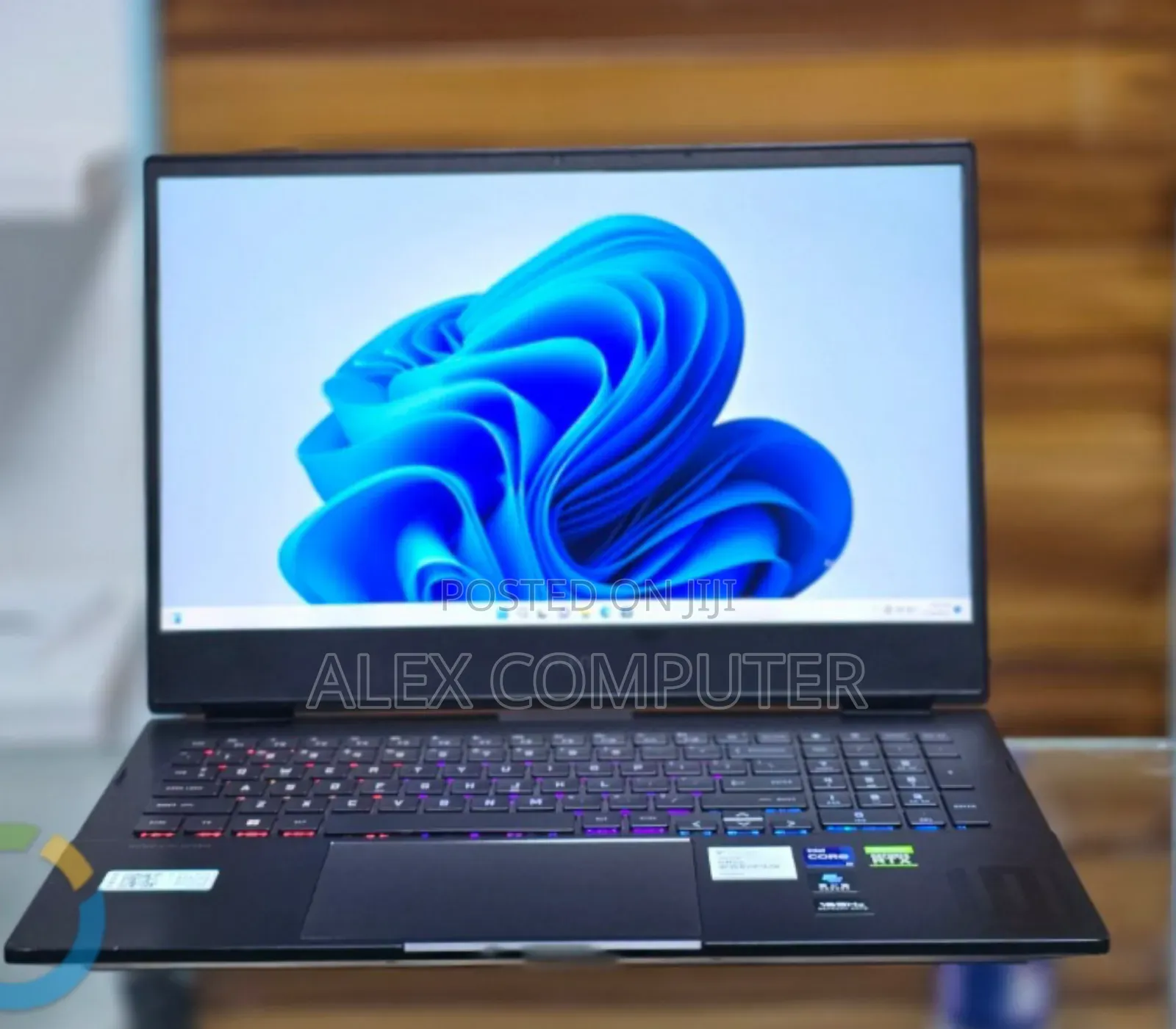 New Laptop HP Omen 16 16GB Intel Core i7 SSD 512GB