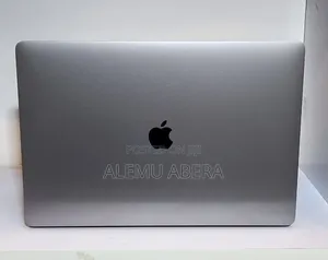New Laptop Apple MacBook Pro 2019 16GB Intel Core i9 SSD 1T