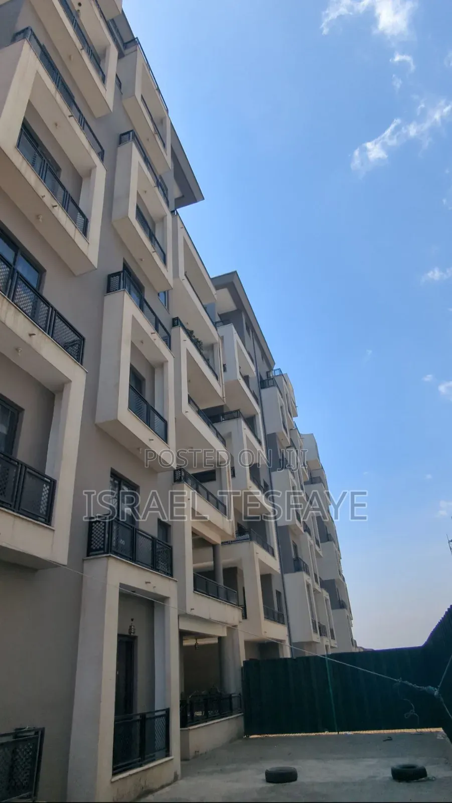 3bdrm Apartment in Yeka for rent