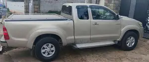Toyota Hilux 2013