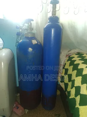 Oxygen Cylinder and Concentrator