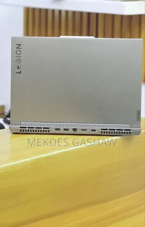New Laptop Lenovo Legion 5 16GB AMD Ryzen 7 SSD 1T