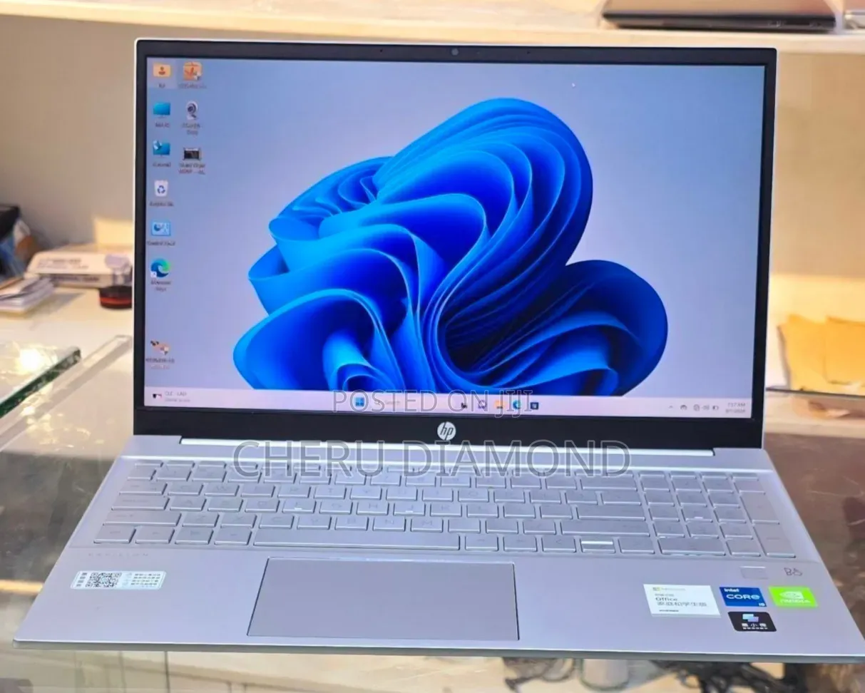 New Laptop HP Pavilion 11 16GB Intel Core i5 SSD 512GB