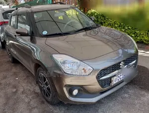Suzuki Swift 2022 Silver