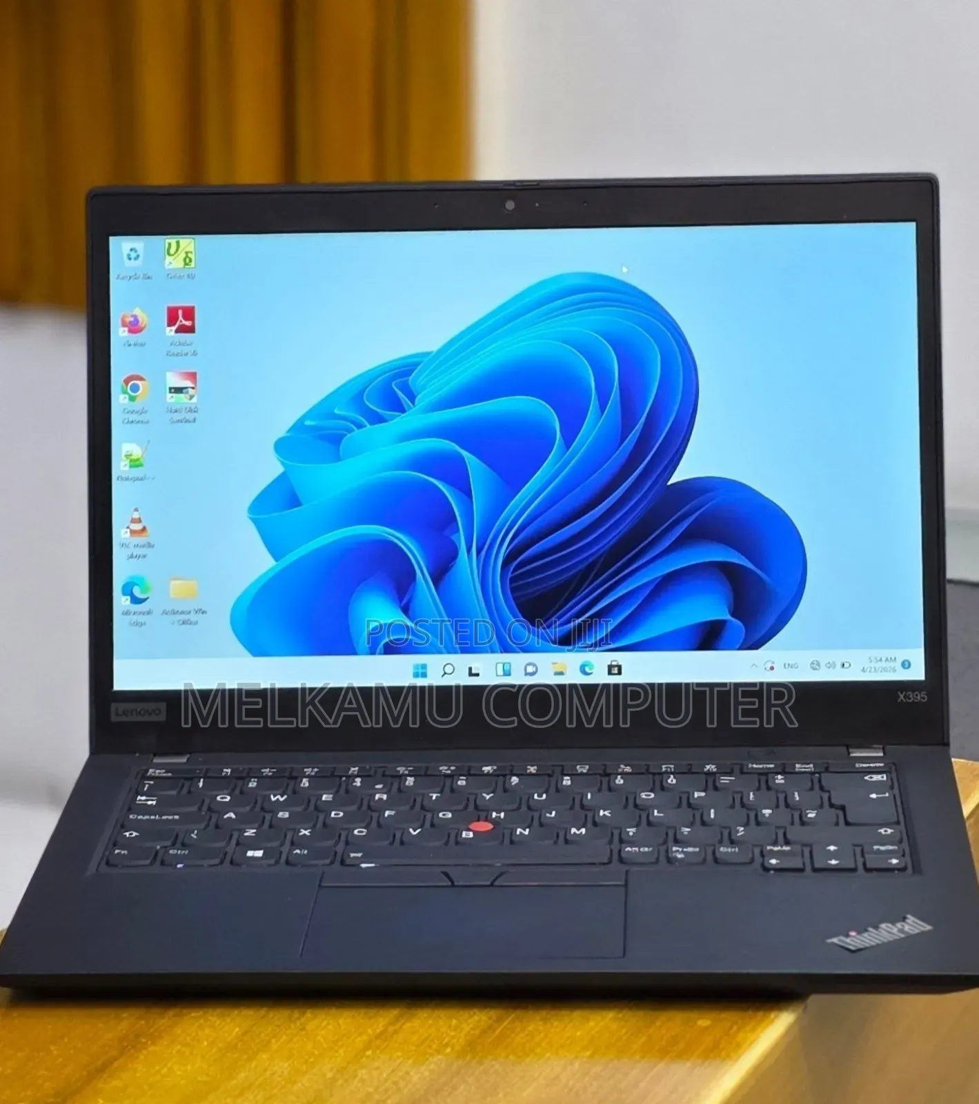 New Laptop Lenovo ThinkPad t495s 16GB AMD Ryzen 7 SSD 512GB