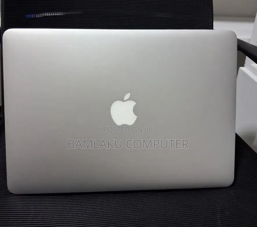 New Laptop Apple MacBook Air 2015 8GB Intel Core i5 SSD 256GB