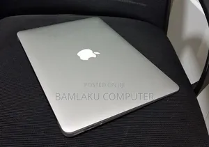 New Laptop Apple MacBook Air 2015 8GB Intel Core i5 SSD 256GB