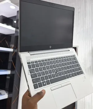 New Laptop HP EliteBook 840 G5 8GB Intel Core i5 SSD 512GB