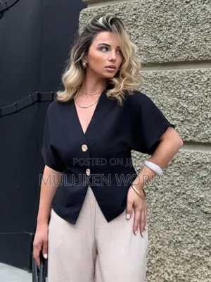 Woman's Top