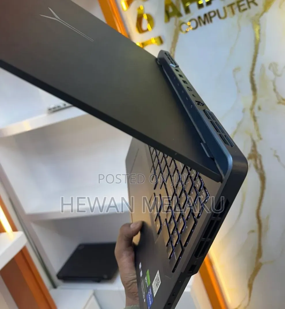 New Laptop Lenovo 16GB Intel Core i7 SSD 1T