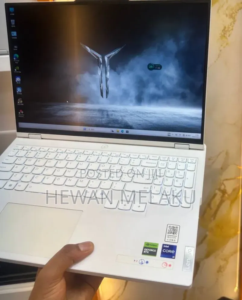 New Laptop Lenovo 16GB Intel Core i9 SSD 1T