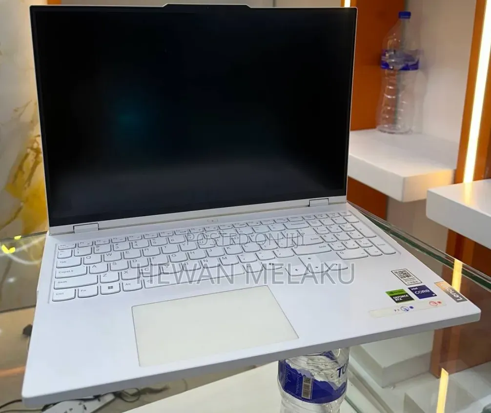 New Laptop Lenovo 16GB Intel Core i9 SSD 1T