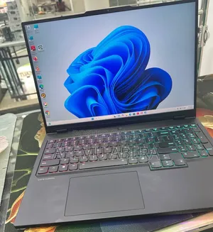 New Laptop Lenovo Legion Pro 7 32GB Intel Core i9 SSD 1T