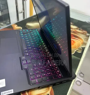 New Laptop Lenovo Legion Pro 7 32GB Intel Core i9 SSD 1T