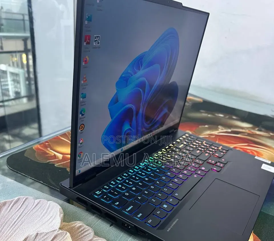 New Laptop Lenovo Legion Pro 7 32GB Intel Core i9 SSD 1T