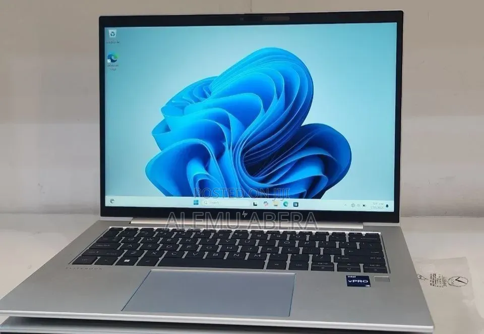 New Laptop HP EliteBook 840 G9 16GB Intel Core i5 SSD 512GB