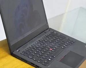 New Laptop Lenovo ThinkPad T14s Gen 2 16GB Intel Core i7 SSD 512GB