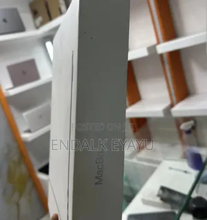 New Laptop Apple MacBook Air 2026 M5 13-inch 16GB Apple M5 SSD 512GB